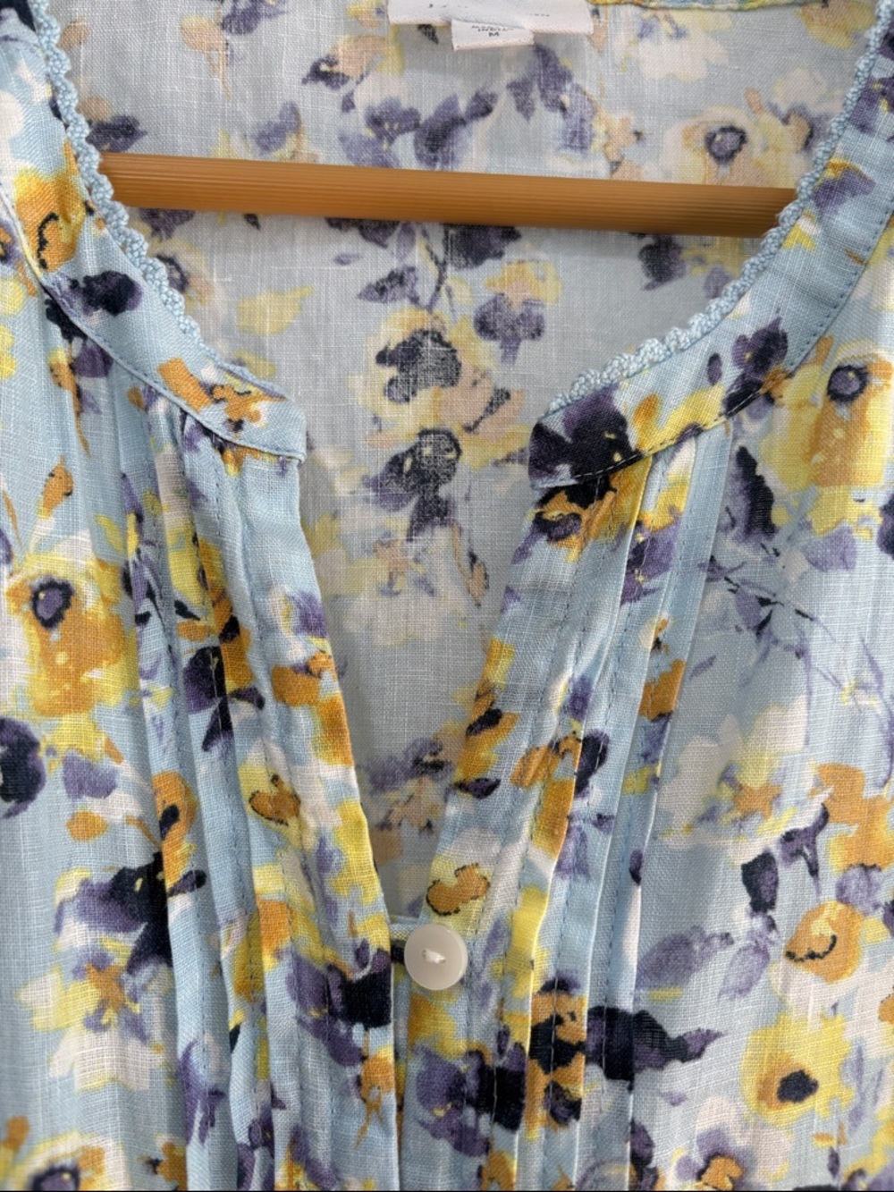 J. Jill Love Linen Floral Blouse, Size M - Picture 7 of 16